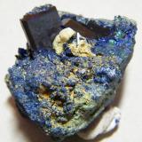 Azurite<br />Tsumeb Mine, Tsumeb, Otjikoto Region, Namibia<br />45x35x40mm<br /> (Author: Heimo Hellwig)