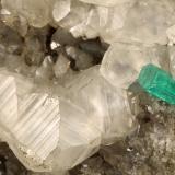 Beryl (variety emerald), Calcite, PyriteLa Pita (distrito minero), Municipio Maripí, Cinturón Esmeraldífero Occidental, Departamento Boyacá, Colombia140x75x80mm, xls=16 &amp; 10mm (Author: Fiebre Verde)
