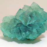 Fluorita<br />Riemvasmaak, Zona Orange river, Kakamas, Distrito ZF Mgcawu, Provincia Septentrional del Cabo, Sudáfrica<br />7,3 x 5,4 x 3,3 cm<br /> (Autor: Raúl S. Llorente)
