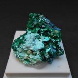 Dioptasa y Shattuckita<br />Mina Tantara, Shinkolobwe, Cinturón de cobre de Katanga, Katanga (Shaba), República Democrática del Congo (Zaire)<br />5 x 4 x 3,5 cm<br /> (Autor: Antonio Alcaide)