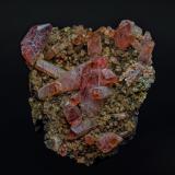 Rhodochrosite, HübneriteDistrito Santa Eulalia, Municipio Aquiles Serdán, Chihuahua, México4.4 x 3.7 cm (Author: am mizunaka)