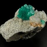 Beryl (variety emerald), Albite (variety cleavelandite), Dolomite, Pyrite<br />Chivor mining district, Piedra de Chulo Mine, Municipio Chivor, Eastern Emerald Belt, Boyacá Department, Colombia<br />54x37x33mm, aggregate=14x18mm<br /> (Author: Fiebre Verde)