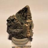 Wolframite, Calcite, DolomiteTae Hwa Mine, Neungam-ri, Angseong-myeon, Chungju, Chungcheongbukdo, South Korea50 X 33 X 25 mm (Author: Robert Seitz)