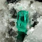 Beryl (variety emerald), Calcite, Dolomite<br />Coscuez mining district, Municipio San Pablo de Borbur, Western Emerald Belt, Boyacá Department, Colombia<br />85x50x50mm, xl=10mm<br /> (Author: Fiebre Verde)