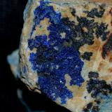 Azurita<br />Mina Santa Filomena, Barranco de la Mina, Garaballa, Comarca Sierra Baja, Cuenca, Castilla-La Mancha, España<br />2cm x 2cm<br /> (Autor: DPC)