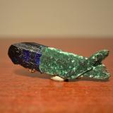 Azurita y MalaquitaPozo IX (Puit IX), Touissit, Distrito Touissit, Provincia Jerada, Región Oriental, Marruecos6''3 x 2''5 x 1''2 cm. (Autor: Gonzalo Sáez)