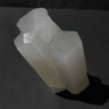 Calcita<br />Depósito Tiaoshan, Biyang, Prefectura Zhumadian, Provincia Henan, China<br />10 x 6,5 x 5 cm<br /> (Autor: Antonio Alcaide)