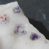 Fluorita<br />Distrito Namakwa (Namaqualand), Provincia Septentrional del Cabo, Sudáfrica<br />3,5 x 3 x 1 cm<br /> (Autor: Antonio Alcaide)