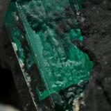 Beryl (variety emerald)<br />Muzo mining district, Western Emerald Belt, Boyacá Department, Colombia<br />37x20x32mm, xls=10 & 7.5mm<br /> (Author: Fiebre Verde)