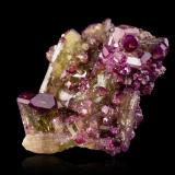 Vesuvianite<br />Jeffrey Mine, level 2440, Asbestos, Les Sources RCM, Estrie, Québec, Canada<br />7,0	x	6,0	x	6,0	cm<br /> (Author: MIM Museum)
