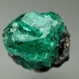 Beryl (variety emerald)<br />Chivor mining district, Municipio Chivor, Eastern Emerald Belt, Boyacá Department, Colombia<br />aggregate=18x13mm<br /> (Author: Fiebre Verde)