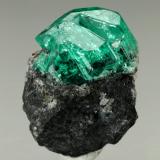 Beryl (variety emerald)<br />Chivor mining district, Municipio Chivor, Eastern Emerald Belt, Boyacá Department, Colombia<br />aggregate=18x13mm<br /> (Author: Fiebre Verde)