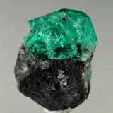 Beryl (variety emerald)<br />Chivor mining district, Municipio Chivor, Eastern Emerald Belt, Boyacá Department, Colombia<br />aggregate=18x13mm<br /> (Author: Fiebre Verde)