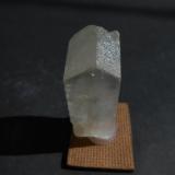 Espodumena<br />Pegmatita Mawi, Nilaw-Kolum, Distrito Du Ab, Provincia Nuristan, Afganistán<br />5 x 2 x 2 cm<br /> (Autor: Antonio Alcaide)