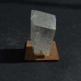 Espodumena<br />Pegmatita Mawi, Nilaw-Kolum, Distrito Du Ab, Provincia Nuristan, Afganistán<br />5 x 2 x 2 cm<br /> (Autor: Antonio Alcaide)