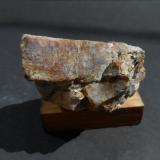 Andalucita<br />Goian, Tomiño, Comarca Bajo Miño, Pontevedra, Galicia / Galiza, España<br />6,5 x 4 x 3,5 cm<br /> (Autor: Antonio Alcaide)