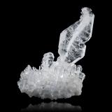 Quartz<br />Dara Ismael Khan District, South Waziristan, Khyber Pakhtunkhwa Province, Pakistan<br />9,5	x	10,0	x	11,0	cm<br /> (Author: MIM Museum)