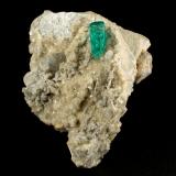 Beryl (variety emerald), Albite (variety cleavelandite), Dolomite, Pyrite<br />Chivor mining district, Municipio Chivor, Eastern Emerald Belt, Boyacá Department, Colombia<br />58x28x42mm, xl=11x4.5mm<br /> (Author: Fiebre Verde)