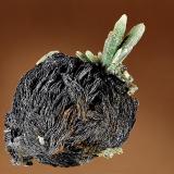Magnetite<br />Avissalos Bay, Serifos Island, Cyclade Islands, Kykládes Prefecture, Aegean Islands Department (Aiyaíon), Greece<br />45 mm<br /> (Author: Gerhard Brandstetter)