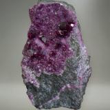Clinocloro (variedad clinocloro crómico / kämmererita)<br />Mina Kop Krom, Kop Daglari, Provincia Erzurum, Región Anatolia Oriental, Turquía<br />84 x 46 x 42 mm.<br /> (Autor: Rafael Galiana)