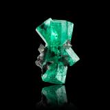 Beryl (variety emerald)La Pita (distrito minero), Municipio Maripí, Cinturón Esmeraldífero Occidental, Departamento Boyacá, Colombia2,5	x	3,5	x	2,5	cm (Author: MIM Museum)