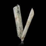 Montebrasite<br />Galiléia, Vale do Rio Doce, Minas Gerais, Brazil<br />12,0	x	4,0	x	19,5	cm<br /> (Author: MIM Museum)
