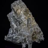 Quartz<br />Jeffrey Quarry, Jeffrey, Pulaski County, Arkansas, USA<br />10.9 x 8.0 cm<br /> (Author: am mizunaka)