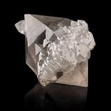 Quartz<br />Shigar Valley, Shigar District, Gilgit-Baltistan (Northern Areas), Pakistan<br />23,5	x	20,0	x	23,0	cm<br /> (Author: MIM Museum)