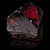 Zircon<br />Mavumbi, Tanga District, Tanzania<br />3,0	x	1,0	x	4,5	cm<br /> (Author: MIM Museum)