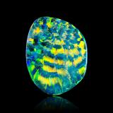 Opal<br />Lightning Ridge, Finch County, New South Wales, Australia<br />7,5 x 6,0 x 1,0 cm<br /> (Author: MIM Museum)