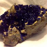 Azurite<br />Copper Queen Mine, Queen Hill, Bisbee, Warren District, Mule Mountains, Cochise County, Arizona, USA<br />9.5 x 5.7 x 3.8 cm<br /> (Author: JC)