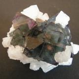 Fluorite, Quartz<br />Okorusu Mine, Otjiwarongo District, Otjozondjupa Region, Namibia<br />90x70x45mm<br /> (Author: Heimo Hellwig)