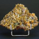 Wulfenite<br />Ojuela Mine, Mapimí, Municipio Mapimí, Durango, Mexico<br />75mm x 55mm x 15mm<br /> (Author: Philippe Durand)