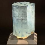 Beryl<br />Nagar, Hunza Valley, Nagar District, Gilgit-Baltistan (Northern Areas), Pakistan<br />50mm x 30mm x 30mm<br /> (Author: Philippe Durand)