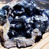 GoethitaSan Fernando Mine, Aireko Palaziua/Castillo del Inglés, Irun/Irún, Comarca Bajo Bidasoa, Guipúzcoa / Gipuzkoa, Basque Country (Euskadi), Spain30 cm por 30cm (Autor: canada)