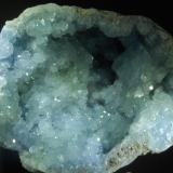 Celestina<br />Depósito de Sakoany, Comuna Katsepy, Distrito Mitsinjo, Región Boeny, Provincia Mahajanga (Majunga), Madagascar<br />15 x 12 x 9 cm<br /> (Autor: Ricardo Fimia)