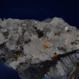 Cerusita<br />Pozo Nº 3, Mina Esperanza 1ª, 2ª, 3ª y 4ª, filón El Cobre, grupo minero El Cobre-Igualdad-Matacabras, Matacabras-Dehesa de las Yeguas, Bailén, Comarca Sierra Morena, Jaén, Andalucía, España<br />8x 6 x 5 cm<br /> (Autor: Ricardo Fimia)