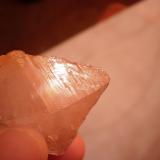 QuartzJessieville, Garland County, Arkansas, USA1 3/4" high and 1 1/4" wide and 5/8" deep (Author: Reelgoodwoman)