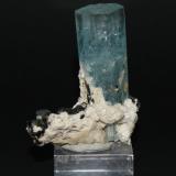 Beryl (variety aquamarine)<br />Erongo Mountain, Usakos, Erongo Region, Namibia<br />45mm x 40mm x 15mm<br /> (Author: Philippe Durand)
