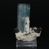 Beryl (variety aquamarine)<br />Erongo Mountain, Usakos, Erongo Region, Namibia<br />45mm x 40mm x 15mm<br /> (Author: Philippe Durand)