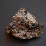 Plumbogummita<br />Monte Bedures, Meredo, Vegadeo, Comarca Eo-Navia, Principado de Asturias (Asturias), España<br />5,5 x 5 x 3 cm<br /> (Autor: Antonio Alcaide)