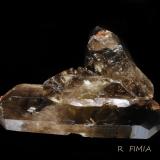 Cuarzo (variedad ahumado)<br />Hospental, Urseren, Uri, Hospental, Urseren, Uri, Suiza<br />5 x 4 cm,<br /> (Autor: Ricardo Fimia)