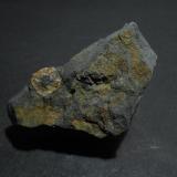 Andalucita (variedad quiastolita)<br />Cerro del Castillo de Mirabel, Mirabel, Mancomunidad Riberos del Tajo, Cáceres, Extremadura, España<br />5,5 x 3 x 1,5 cm<br /> (Autor: Antonio Alcaide)