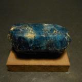 Fluorapatito<br />Complejo Ipirá, Bahia, Región Nordeste, Brasil<br />5,5 x 2,5 x 2,5 cm<br /> (Autor: Antonio Alcaide)