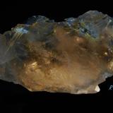 Cuarzo (variedad rutilado)<br />Mina Caí Bom, Novo Horizonte, Bahia, Brasil<br />12 x 8 x 5 cm<br /> (Autor: Ricardo Fimia)