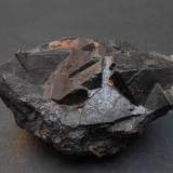 Hematites pseudomórfico Magnetita<br />Distrito Iron Springs, Condado Iron, Utah, USA<br />7 x 5 x 3,5 cm<br /> (Autor: Antonio Alcaide)