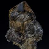 Quartz (variety smoky quartz), Calcite<br />Grant Quarry, Greely, Gloucester Township, Carleton County, Ontario, Canada<br />7.0 x 4.5 cm<br /> (Author: am mizunaka)