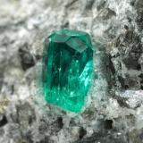 Beryl (variety emerald), Calcite, Pyrite<br />Chivor mining district, Municipio Chivor, Eastern Emerald Belt, Boyacá Department, Colombia<br />45x36x29mm, xl=4mm<br /> (Author: Fiebre Verde)