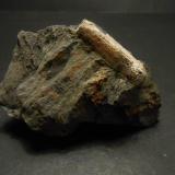Andalucita (variedad quiastolita)<br />Cerro del Castillo de Mirabel, Mirabel, Mancomunidad Riberos del Tajo, Cáceres, Extremadura, España<br />9 x 6 x 3 cm<br /> (Autor: Antonio Alcaide)