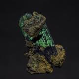 Vivianite, PyriteMorococala Mine, Santa Fe Mining Distric, Dalence Province, Oruro Department, Bolivia4.1 x 2.7 cm (Author: am mizunaka)